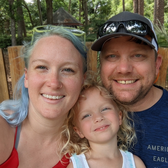 Meet your Posher, Jessica - Picture 6 of 6